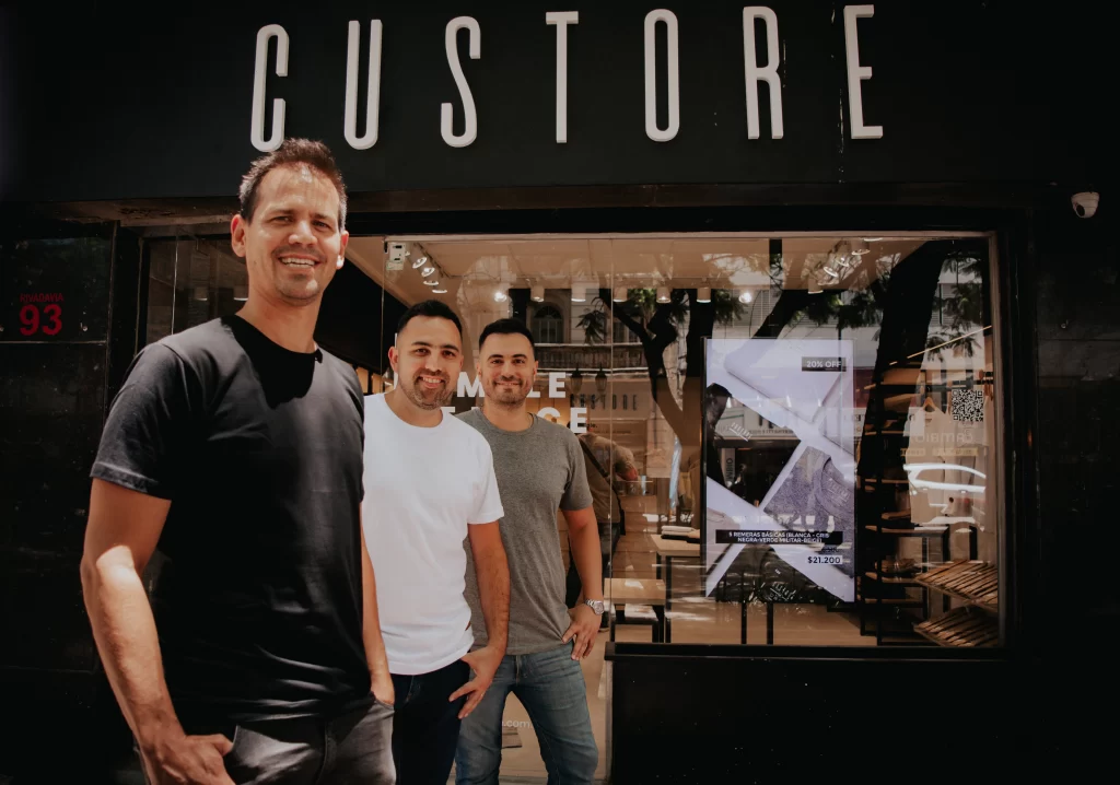Custore tiene tres locales comerciales en Córdoba Capital.