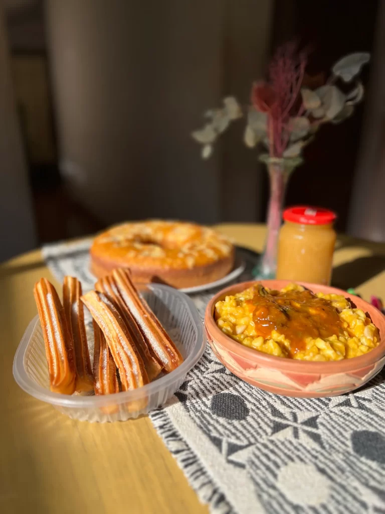 Emprender en familia: Tres mujeres, y la historia de VyS Churros