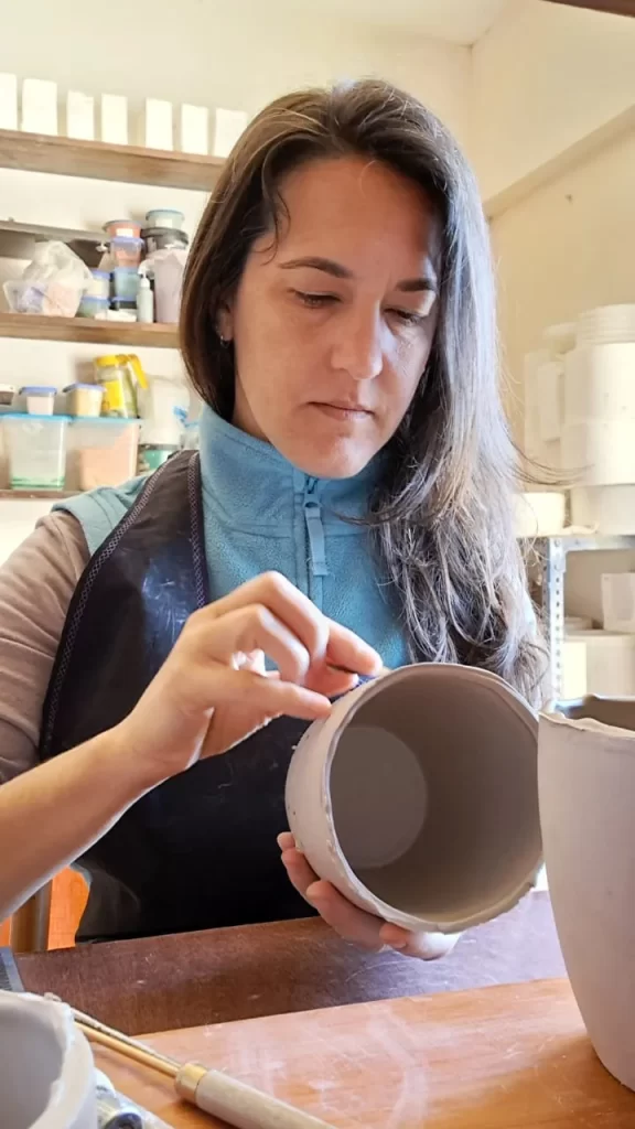 Emprendedora local envió un cuadro a la Bienal de Cerámica de Taiwán