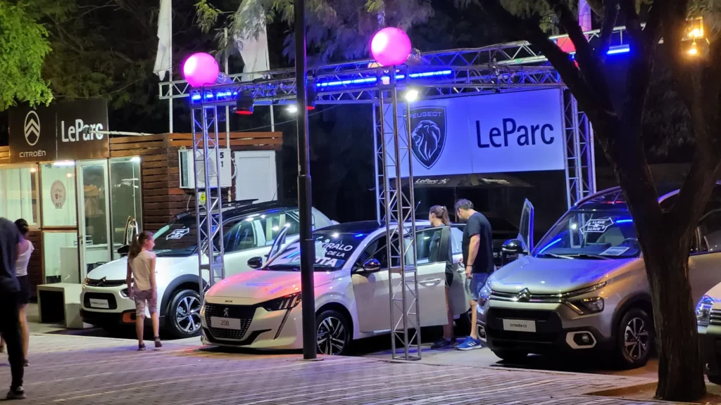 Peugeot y Citroen: Le Parc lleva su transparencia al Recorrido Peñero