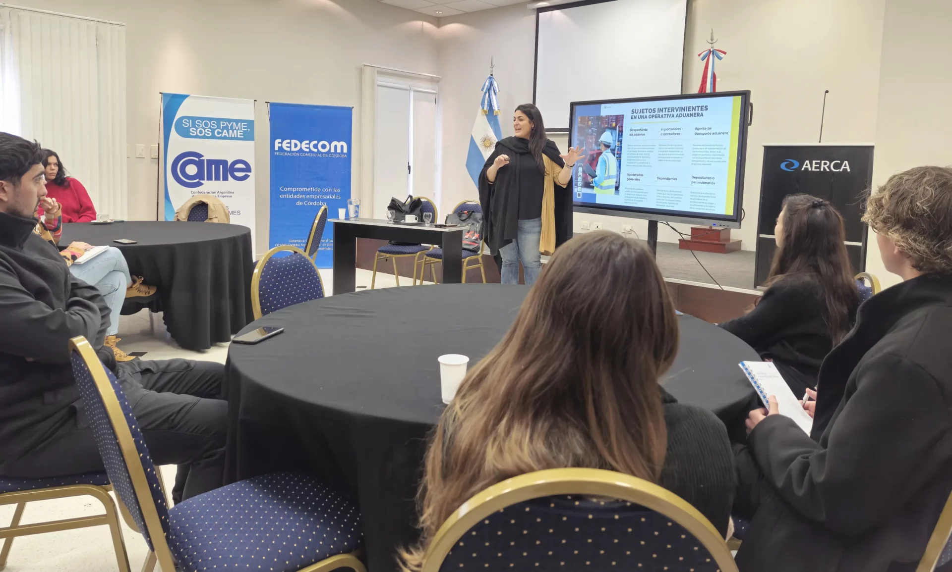 “Es un buen momento para iniciar negocios relacionados al comercio exterior”