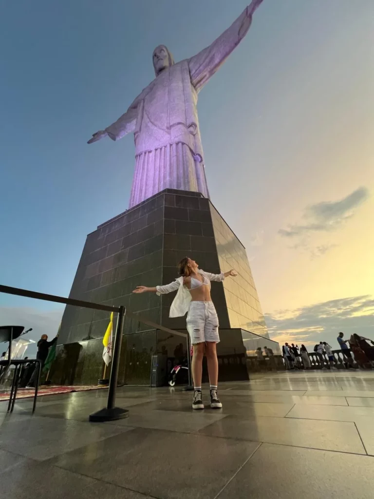 Nómada digital: Helena López y la experiencia de crear su propio destino laboral en Brasil